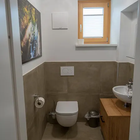 Triebenstein Hideaway Apartamento *